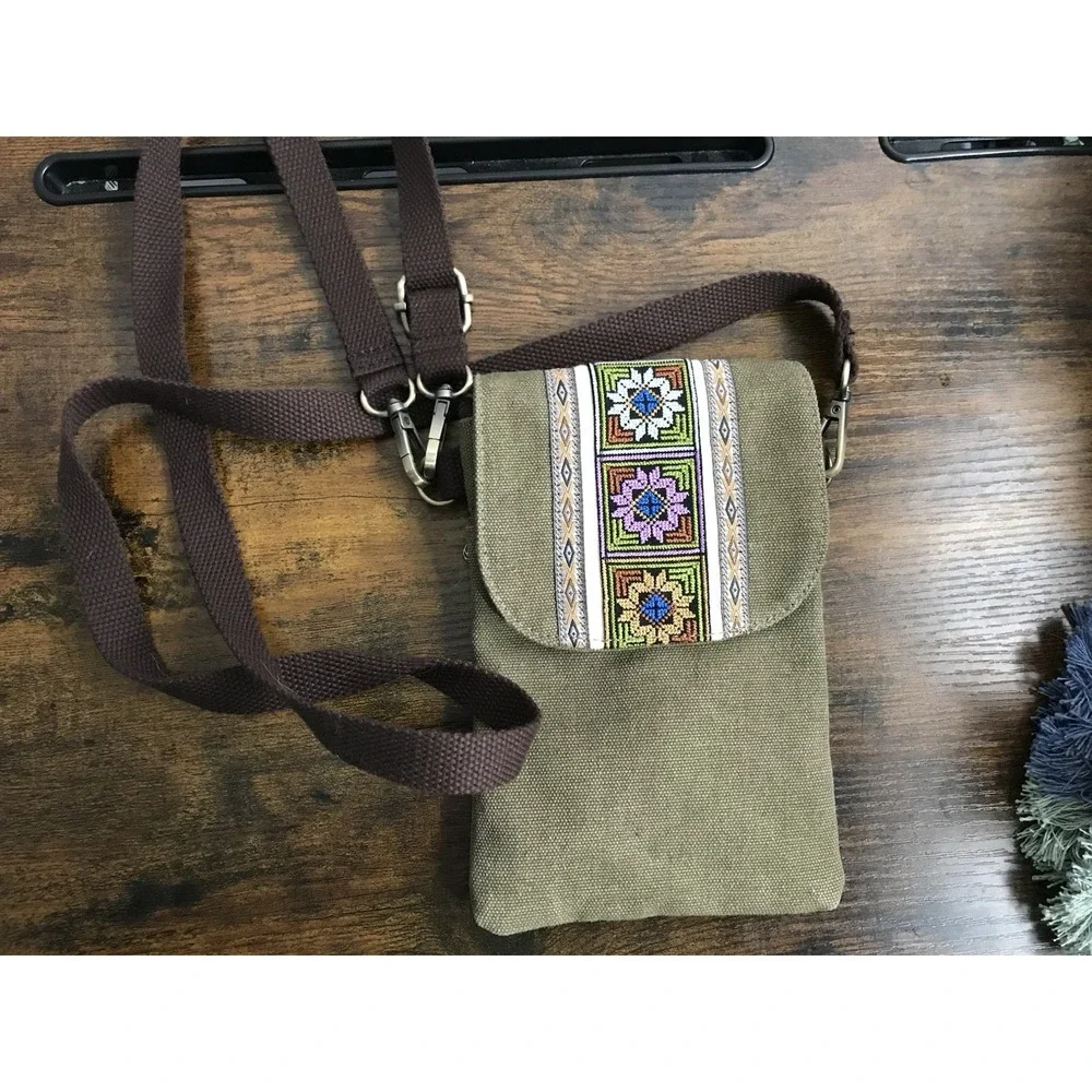 Embroidered Bohemian Canvas Flip Crossbody Small Cell Phone Bag Green And Brown‎